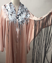 Load image into Gallery viewer, Valerj Pobega Goodbye Berlin cocoon